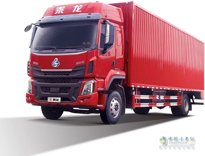 乘龍H5 320馬力大單橋載貨車專為快遞物流場(chǎng)景打造