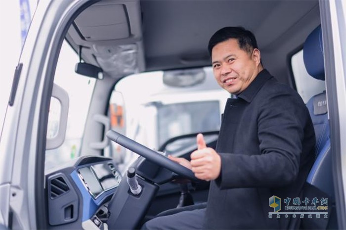 要想商超配送如魚得水，還得看“創(chuàng)富搭子”領(lǐng)航大G