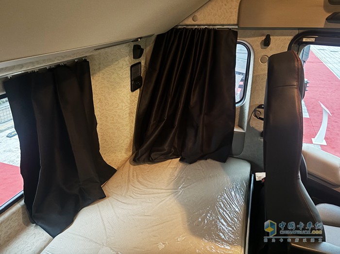 680馬力！干線物流“無(wú)敵戰(zhàn)力”來(lái)也