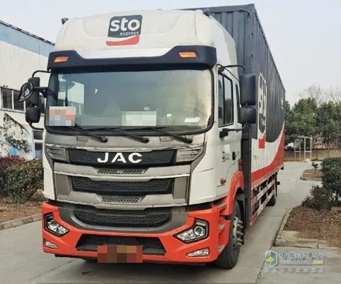 格爾發(fā)快遞載貨車“長途之王”是如何練成的？