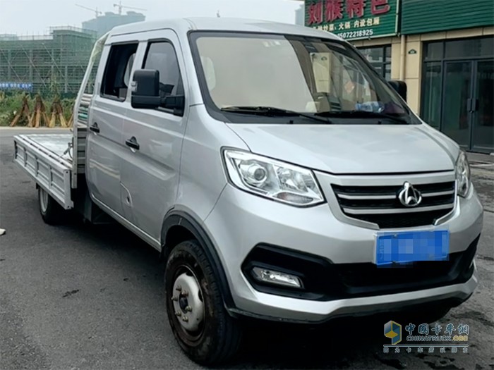 5年行駛50萬公里，劉師傅：“長安跨越王X3太抗造！”