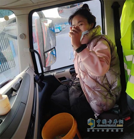 一車、兩人、三餐、四季，他說：東風車是夫唱婦隨的好拍檔