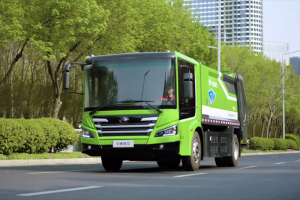 綠變鄭州，電動先鋒 宇通新能源環(huán)衛(wèi)助力“綠城”高質(zhì)量發(fā)展