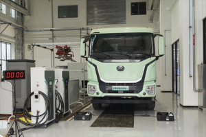 重磅發(fā)布 宇通重卡率先打響了行業(yè)“閃充”第一槍