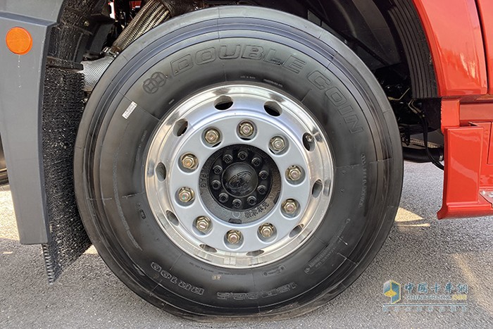 將全能刻入DNA，JH6 8×4 LNG載貨車創(chuàng)富靠譜！