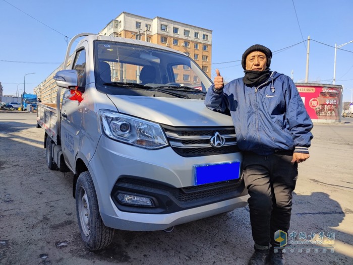 跨越王X1用戶陳洪彥:東北開車十多年最偏愛長(zhǎng)安跨越