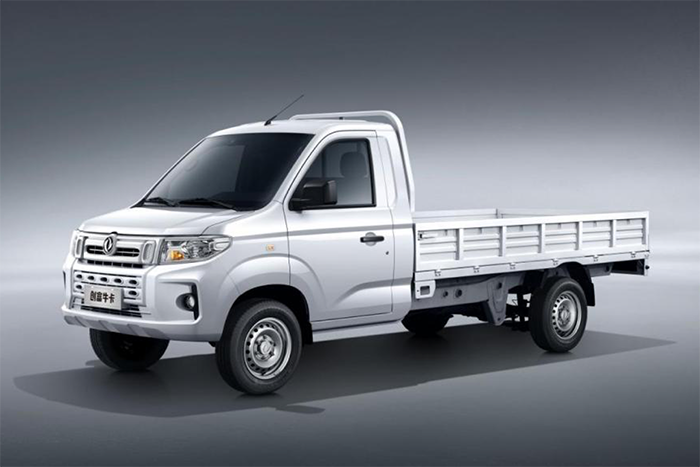 單排幾乎同等配置，創(chuàng)富牛卡比長安星卡PLUS省6000如何選？