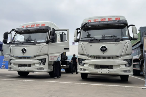 “盛裝出行” 大運新能源重卡亮相臨汾新能源車展