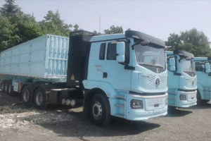 中集·陜汽好牽掛一體化車型全國火熱交付