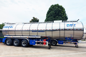 中集車輛強冠業(yè)務集團  筑牢食品安全運輸防線，共同守護“舌尖上的安全”！