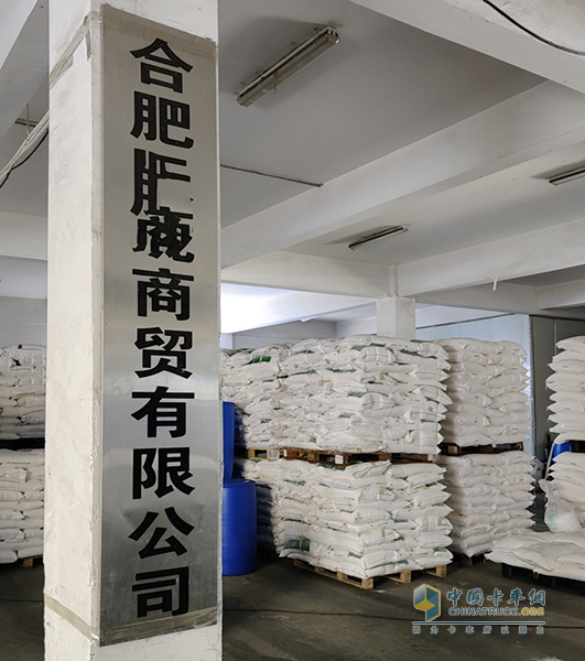 米面糧油配送，江淮1卡駿鈴A8杠杠滴