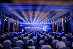 引領(lǐng)綠色物流新紀元 濰柴新能源商用車2024合作伙伴共創(chuàng)大會舉行