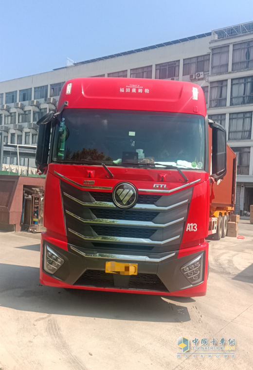 百公里油耗22.7L！歐曼星翼港口車成為胡師傅創(chuàng)富好搭檔 高效“盈”運更省心