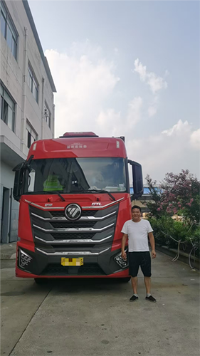 百公里油耗22.6L！魯師傅：開歐曼星翼港口車 駕乘上檔次，效益上高度