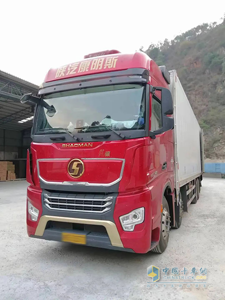 山區(qū)油耗百公里25.91升，龍?bào)J8×4載貨車成績(jī)亮眼！