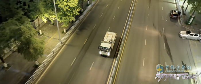 1號伙伴張勇攜江淮1卡，率車隊闖出一條現(xiàn)代水產(chǎn)養(yǎng)殖致富路