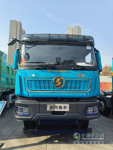 全場(chǎng)景、全領(lǐng)域、全覆蓋，西安康明斯全系產(chǎn)品助陜汽重卡開(kāi)疆拓土