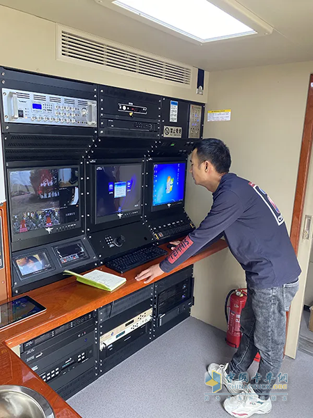 森源鴻馬西藏交車(chē)紀(jì)實(shí):高原上的使命交付