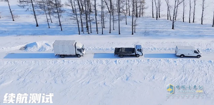 江淮1卡性能卓越，無懼極寒，破冰黑河