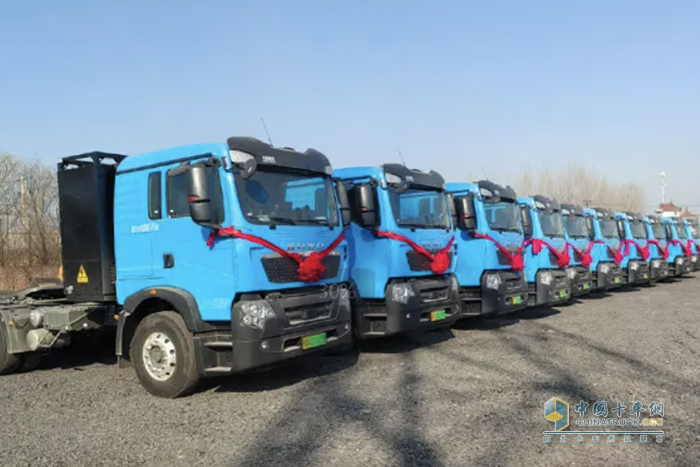 火力全開，中國重汽新能源交車狂潮勢不可擋！