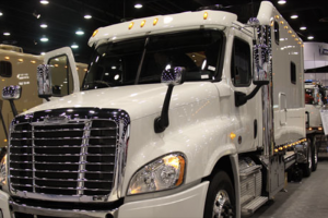 長頭卡車是主流 從戴姆勒卡車北美產(chǎn)品矩陣看美國卡車的演變