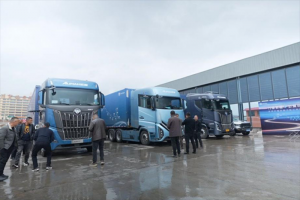 好車現(xiàn) 卡友鑒！歐曼銀河全球價值品鑒之旅蘭州站：三款歐曼銀河多重優(yōu)勢盡顯實力