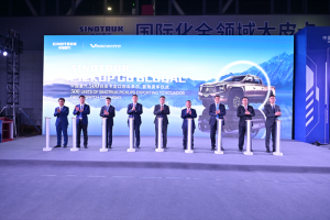 南美市場500臺訂單首批交車！中國重汽搏勝皮卡創(chuàng)海外出口新紀錄