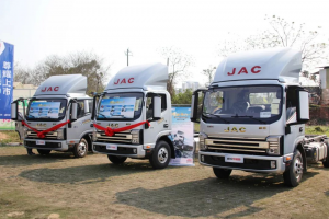 尊耀駕到，領(lǐng)先不止一代！帥鈴尊耀版多地上市，奔赴大“錢”途