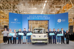 破解商用車轉型痛點 時代汽車首款半固態(tài)電池卡車技術解析