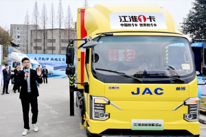 江淮1卡3月熱勢(shì)高漲，頻頻交車引領(lǐng)高效物流發(fā)展