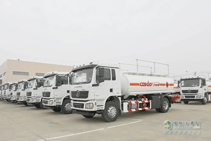 奮戰(zhàn)開門紅 30輛出口車訂單陸續(xù)交付海外市場