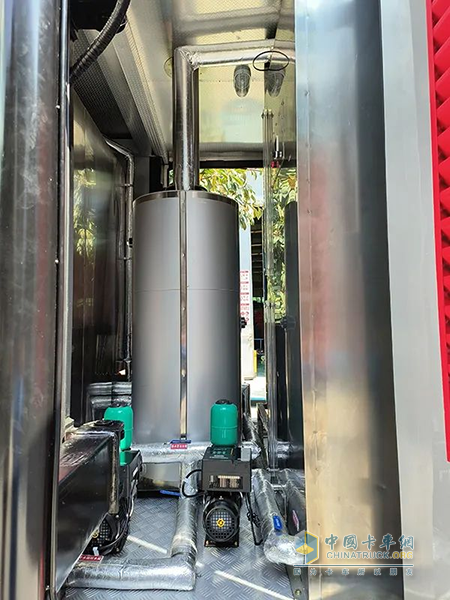 森源鴻馬凈水車：搭載智能大腦，讓應(yīng)急供水更高效