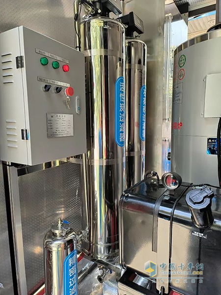 森源鴻馬凈水車：搭載智能大腦，讓應(yīng)急供水更高效