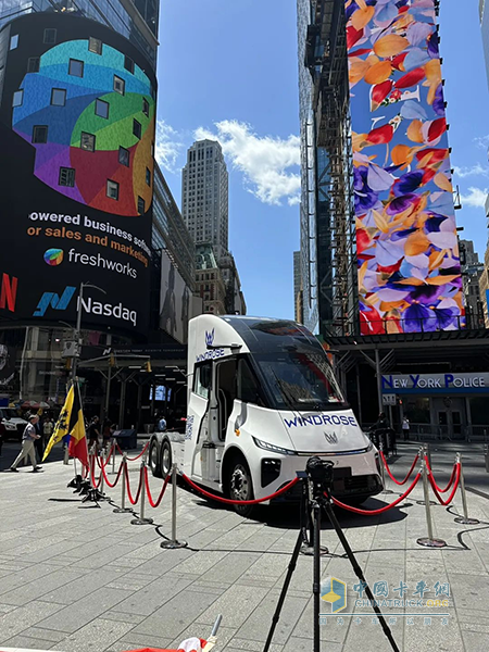 凌寒獨放！葦渡Windrose作為唯一中國重卡企業(yè)參與美國年度NACFE卡車運輸效能挑戰(zhàn)，與特斯拉Tesla semi同臺競技