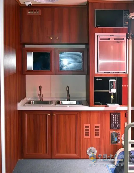 森源鴻馬多功能宿營車實戰(zhàn)表現(xiàn)出色，獲高度認(rèn)可