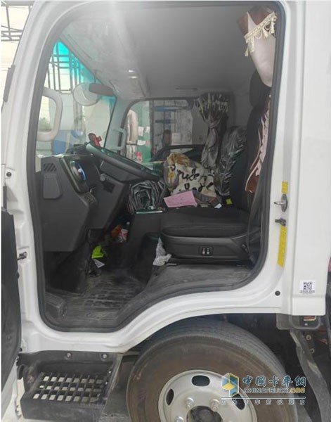 告別中途充電！看141度大電量歐馬可輕卡如何破解400公里城配續(xù)航難題