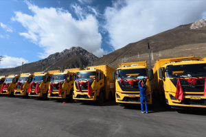 國之大事 必有東風(fēng) 東風(fēng)商用車馳援玉樹保電再顯擔(dān)當(dāng)