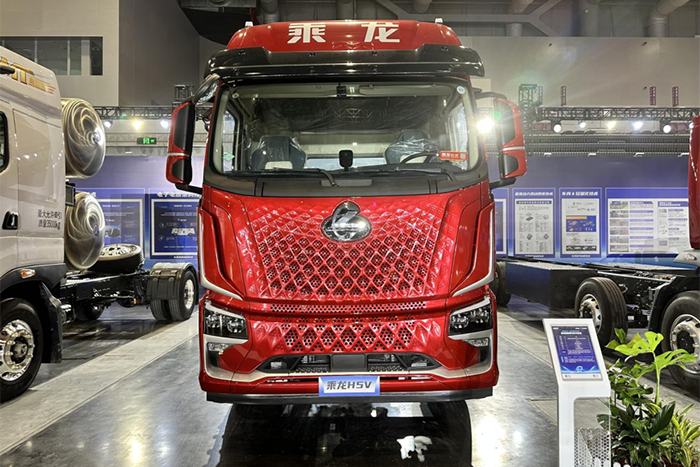 國四置換至高省11萬！乘龍H5V創(chuàng)富版燃氣重卡誰開誰賺