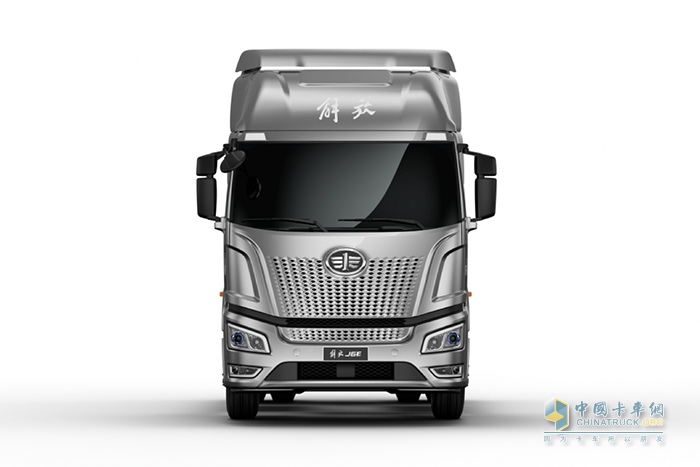解放J6E:快遞運(yùn)輸領(lǐng)域的“寶藏車型”