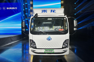 每公里不到4毛！乘龍翼威2大電量輕卡城配運輸創(chuàng)富利器