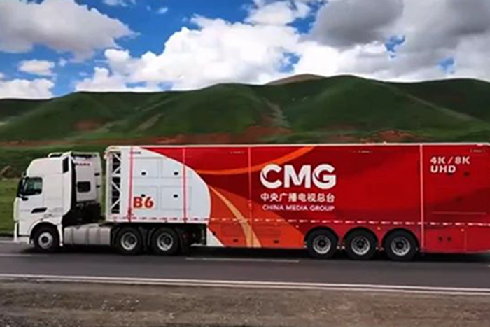 總臺8K“中國紅”進(jìn)藏，豪沃TH7亮相拉薩