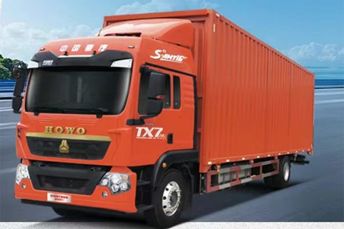 “一年能省一萬多，豪沃TX7-PRO載貨車就是我的賺錢加速器！”