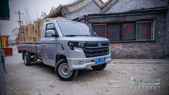 不止情侶檔，更有創(chuàng)富檔，長安凱程雙卡PLUS鉅惠“甜蜜暴擊”