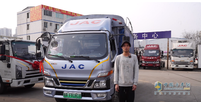 混動1號·駿鈴聚寶盆城內(nèi)城際暢通無憂，為成都涂老板創(chuàng)造更多價值！