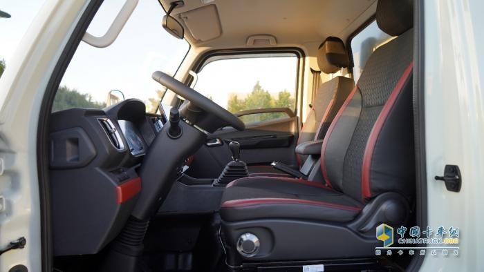 寫(xiě)在獲獎(jiǎng)之后：福田領(lǐng)航S1小卡為何值得信賴(lài)？