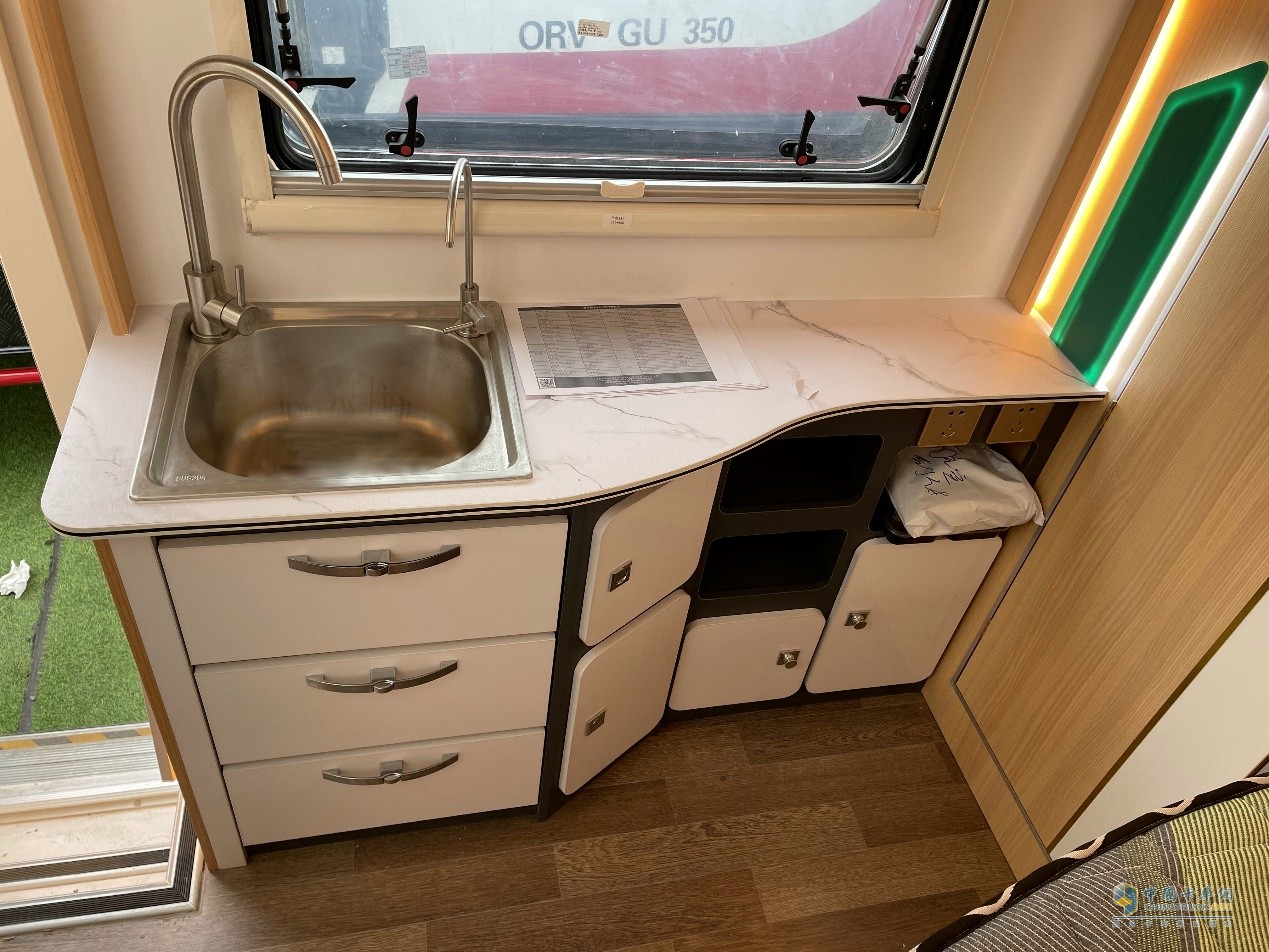 開著奧鈴M卡房車出發(fā)，享受美好Vanlife