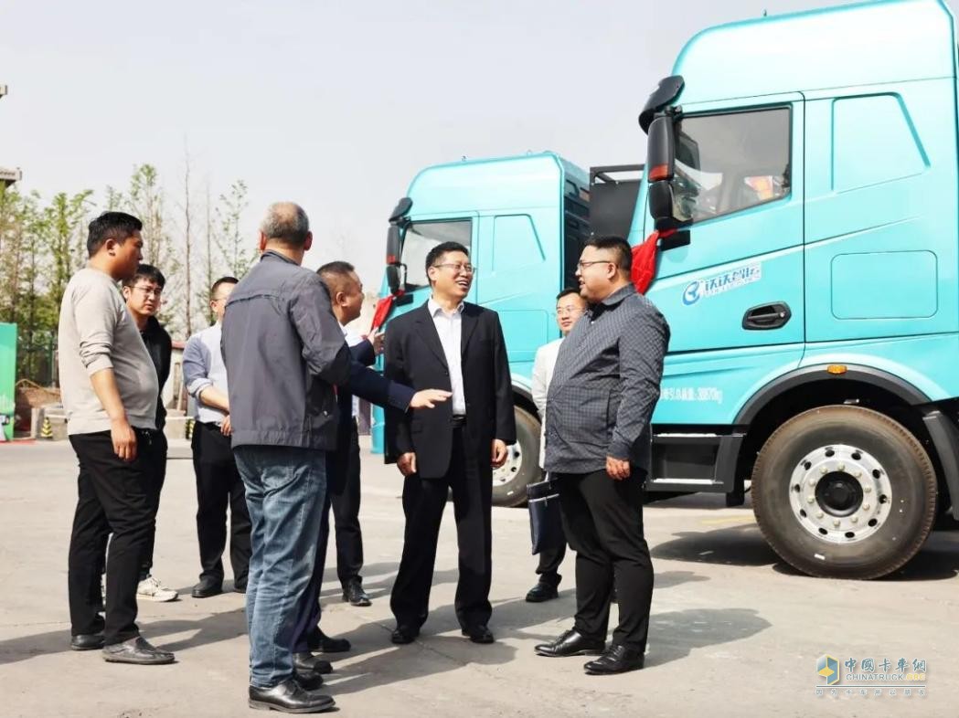 進(jìn)入2023年，如果科技旗下長征汽車新能源重卡先后在唐山、保定、天津、成都、青島等地批量交付，實(shí)現(xiàn)開門紅。