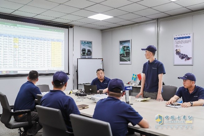 九年堅(jiān)守 追求高效永不止步 沃爾沃卡車綠駕學(xué)院沈陽(yáng)站燃擎開(kāi)營(yíng)