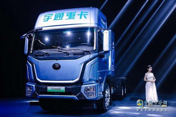 老牌卡車企業(yè)打響新能源反擊戰(zhàn)，新舊雙方有何對戰(zhàn)相同點(diǎn)？