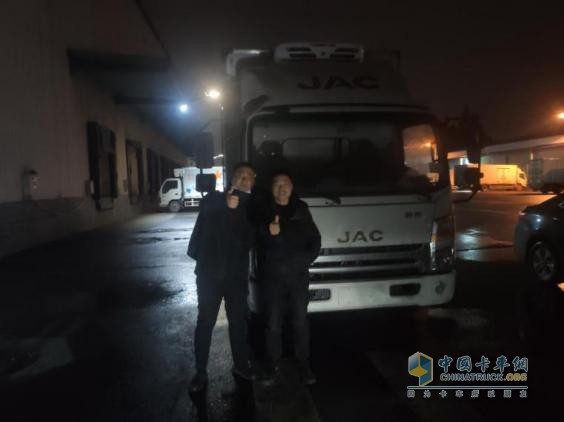 擇一車“白首”武漢王總終遇帥鈴圓夢(mèng)中長(zhǎng)途城際冷鏈物流！